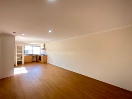 181 Inlet Bvd, South Yunderup WA 6208 - House For Rent | Domain - Photo 5