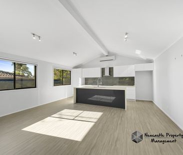 192 Aries Way, Elermore Vale - Photo 6