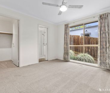 Elevated Family Living in a Peaceful Position - Photo 4