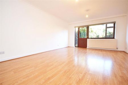 3 bedroom terraced house to rent - Photo 4