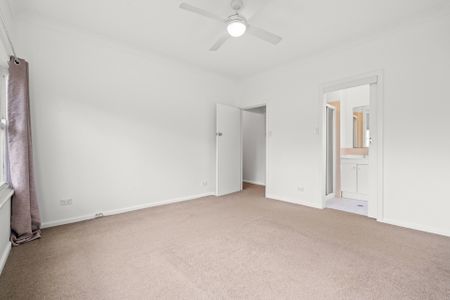 Family friendly Home - Photo 5