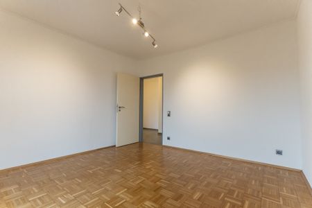 Schöne ca. 66m² große 2-Zimmer-Wohnung mit Balkon, Einbauküche und Tiefgaragenstellplatz in Herdecke - Foto 3