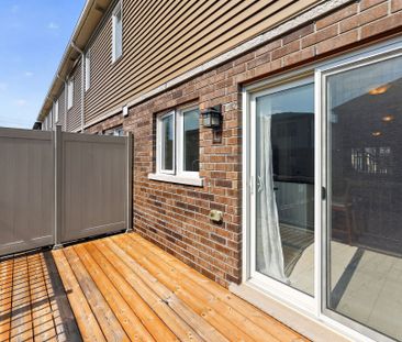 For Lease - 11 Pumpkin Corner Crescent, Barrie, Ontario - Photo 5