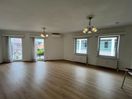 Appartement met één slaapkamer en ruime zolder - Foto 4