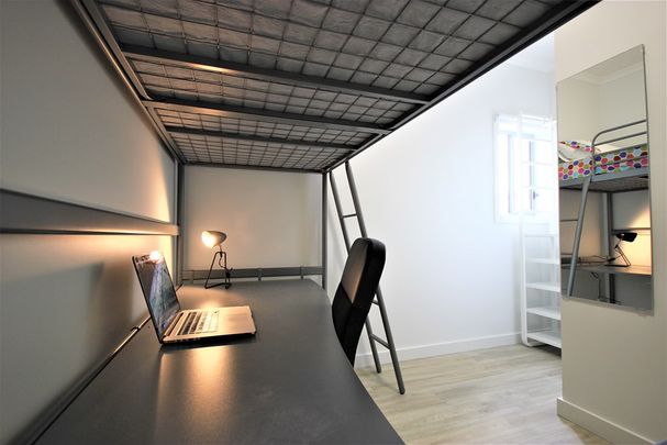 6-bedroom shared house / townhouse, Fifth Street - Photo 1