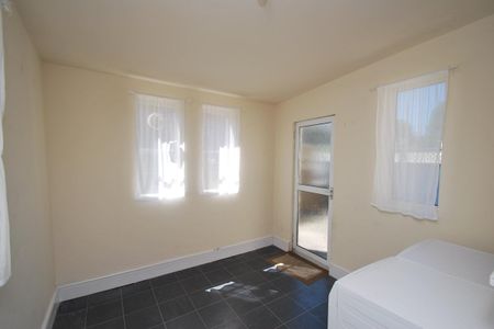 Canterbury Road - Photo 5