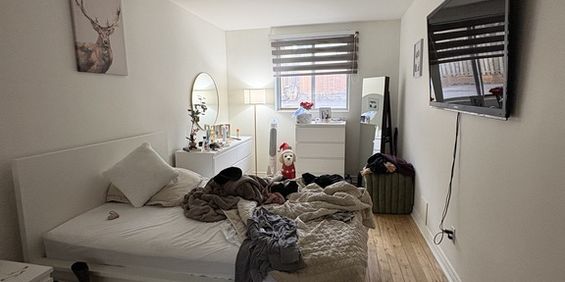 À Louer – Grand 4½ Rénové à Cartierville - Photo 3