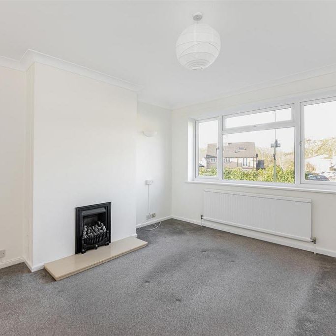 3 bedroom semi-detached house to rent - Photo 1