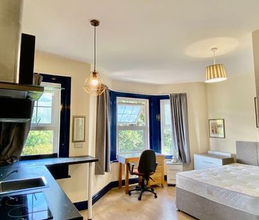 Room in a Shared House, Portswood Road, SO17 - Photo 6