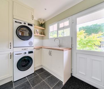 4 bedroom house to rent - Photo 1