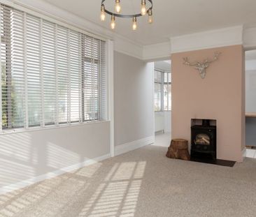 3 Bedroom Flat, Tivoli Crescent, Brighton - Photo 3