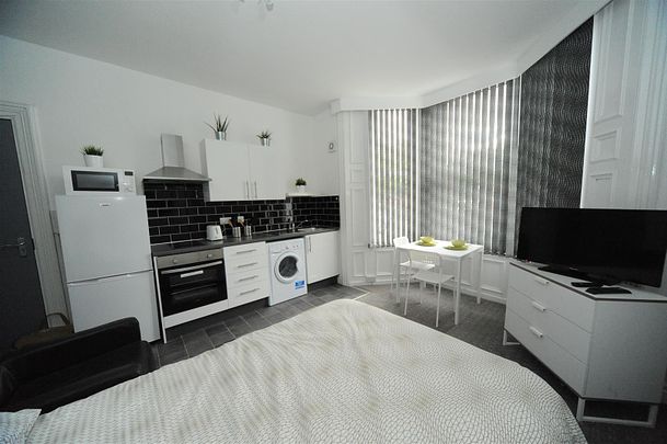 23-25 The Crescent, United Kingdom, TS5 6SG, Middlesbrough - Photo 1