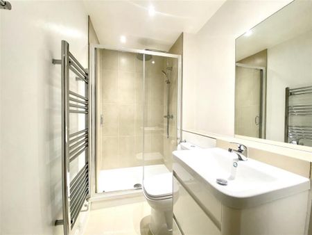 2 bedroom apartment to rent - Photo 5