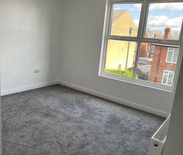 4 Bed Terraced House, Barkly Grove, LS11 - Photo 5