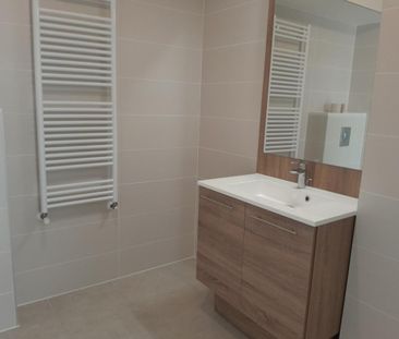 Location Appartement 2 pièces 41m² ANNECY 74370 - Photo 3