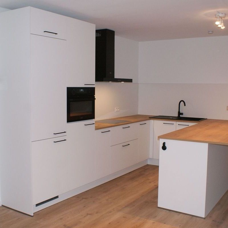 Appartement te huur in Bilzen voor € 975 met 2 slaapkamers - foto 1