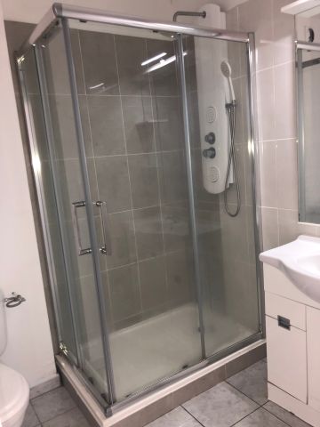 Location Appartement 5 pièces 129m² ST DENIS 97400 - Photo 3