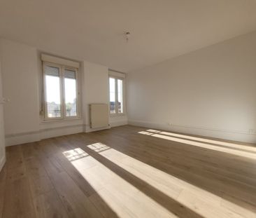 Location Appartement 4 pièces 73m² - Photo 2