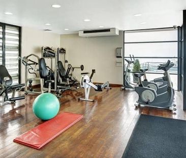 New York loft style apartment - Photo 3