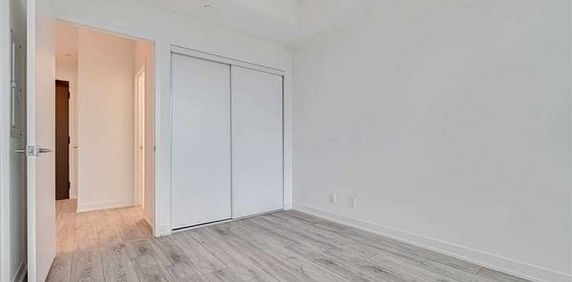 Yonge/Finch-New Bright 1Bdrm 1Bath - Photo 2