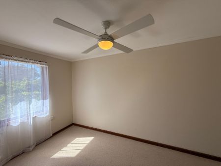 2 Bedroom Home in Convenient Location - Photo 2