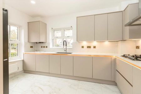 Hayward Road, Surbiton, KT7 - Photo 3