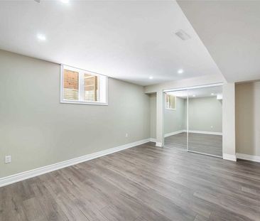 For Lease - 661 Mcgregor Farm Lower Trail, Newmarket, Ontario - Photo 2