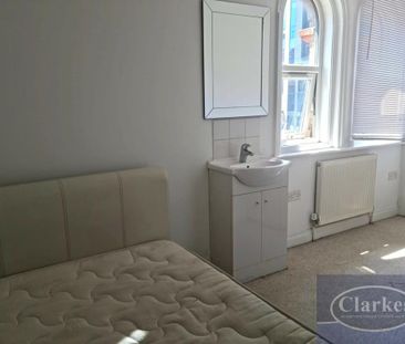 6 bedroom flat to rent - Photo 3