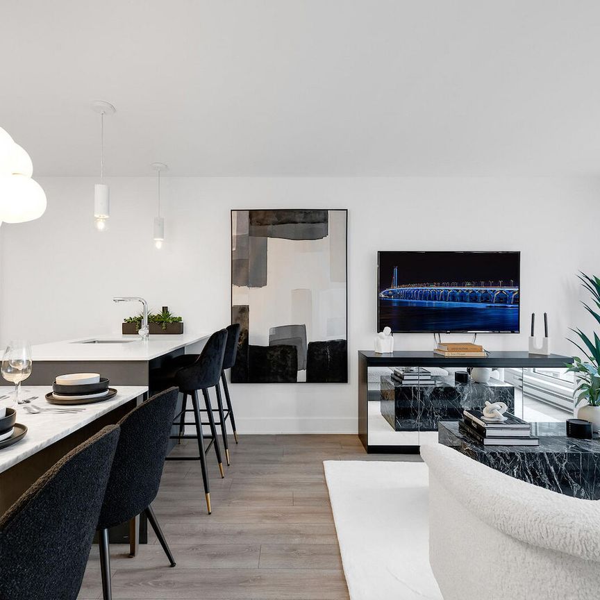 Luxury Rentals Downtown - Photo 1