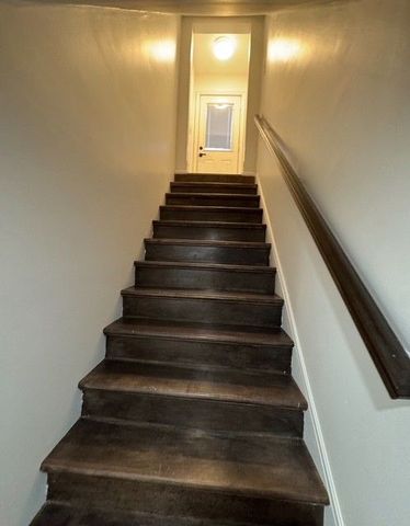 For Lease - 28 Frederick Street, Bradford West Gwillimbury, Ontario - Photo 2