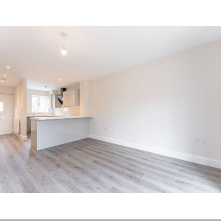 2 Bed Terraced House, Parkfield Close, CV2 - Photo 1