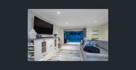 Beautifully presented family home, act NOW - Photo 3