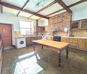 2 Bedroom Terraced To Let - Photo 5