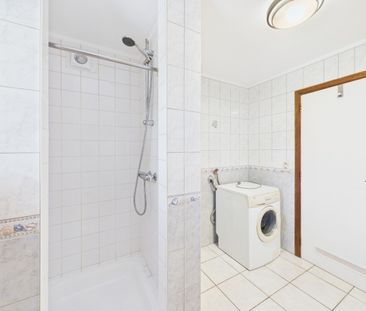 Appartement 2 chambres, terrasse, cave, au rez-de-chaussée - Photo 5