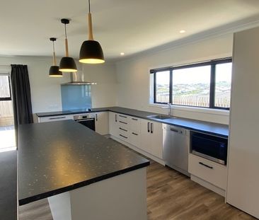 5 Rotorua Grove, Aotea - Photo 4