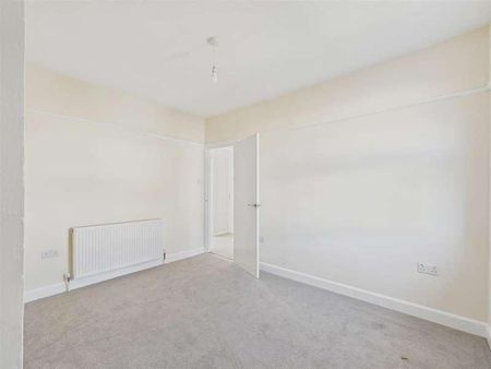 Hollymount, Worcester, WR4 - Photo 2