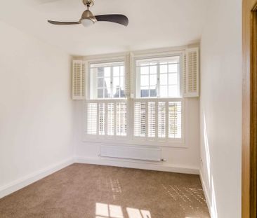 The Coachworks - Photo 2