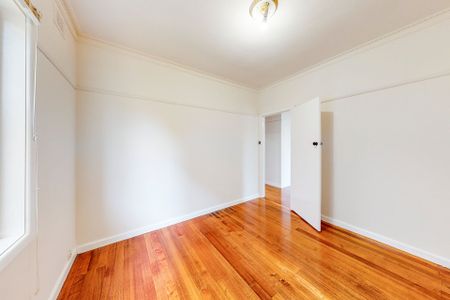 14 Parer Street, Oakleigh - Photo 3