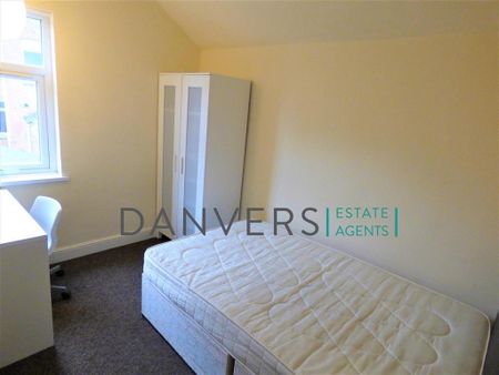 5 bedroom terraced house to rent - Photo 5