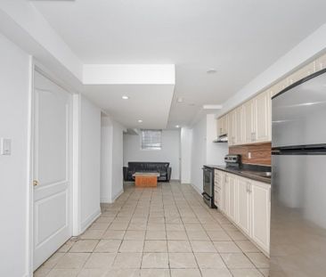 For Lease - 46 Kershaw Street, Brampton, Ontario - Photo 4