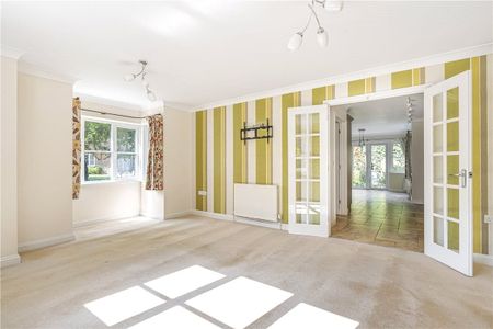 Nestled within a small cul-de-sac of just a handful of homes, this four-bedroom detached residence offers spacious and versatile living accommodation with two reception rooms. Complimented by double garage and gardens. - Photo 2