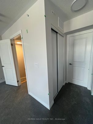 For Lease - 21 Baynes Way Unit# 2, Bradford West Gwillimbury, Ontario - Photo 1