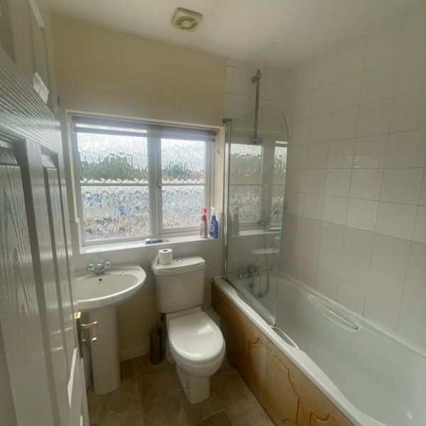 15 Goods Yard - Modern Townhouse & Off Street Parking Loughborough - Photo 1