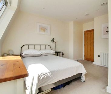 London Street, Basingstoke, Hampshire, RG21 - Photo 3