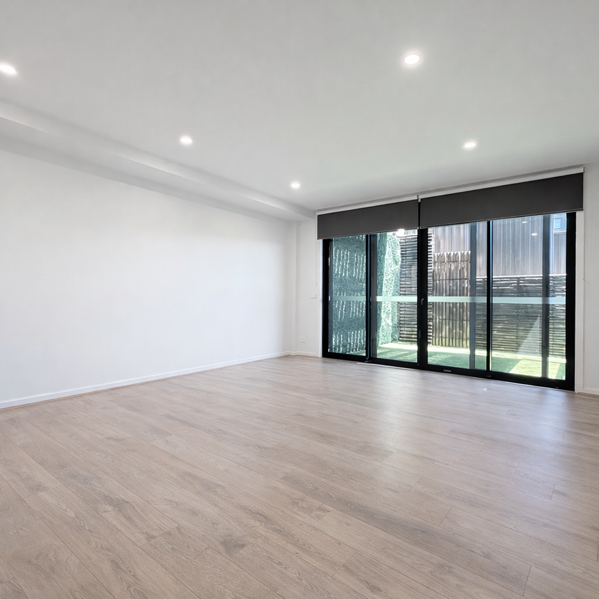 Comfortable Modern Living in Pristine Condition! - Photo 1