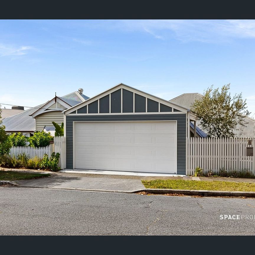 25 Garrick Terrace, Herston, Qld 4006 - Photo 1