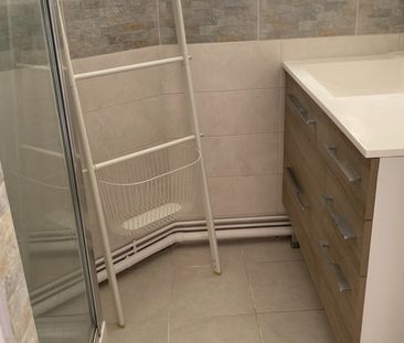 Location Appartement 2 pièces 43m² LA GARENNE COLOMBES 92250 - Photo 6