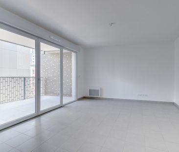 location Appartement T2 DE 42.19m² À NICE - Photo 1