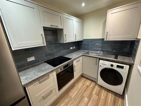 Studio to rent - Photo 2