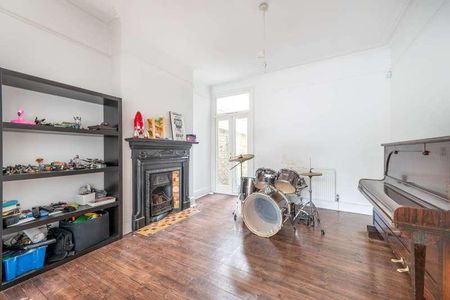 Wrentham Avenue, Queen's, NW10 - Photo 4